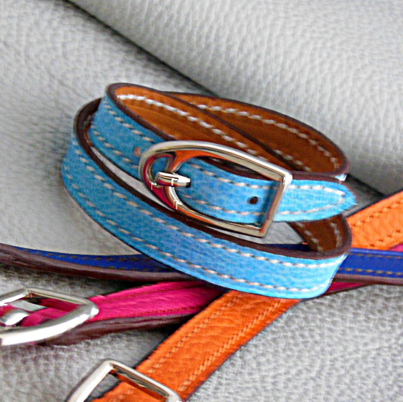Bracelets étrier, taurillon ciel, orange, rose et bleu royal